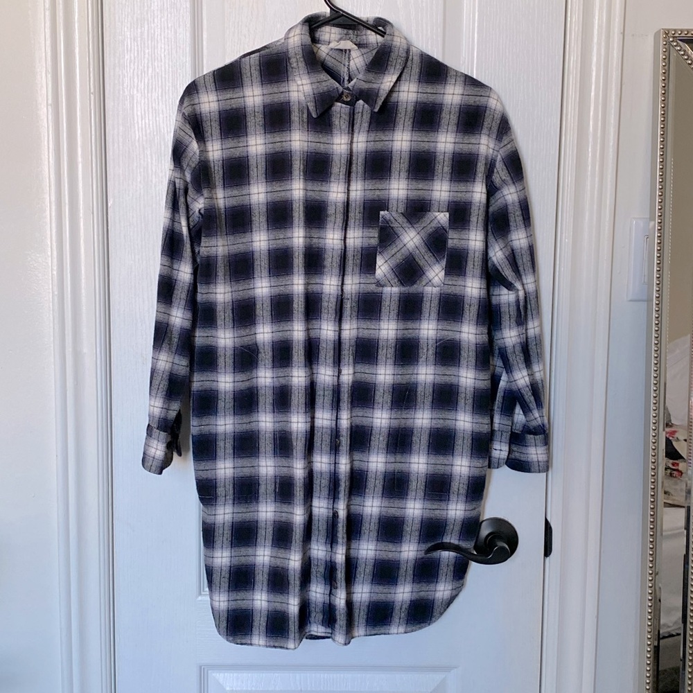 Oversized plaid shirt